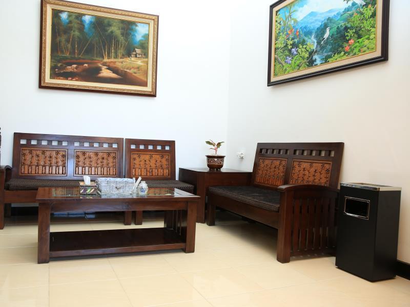 Puri Kusuma Guest House Табанан Екстер'єр фото