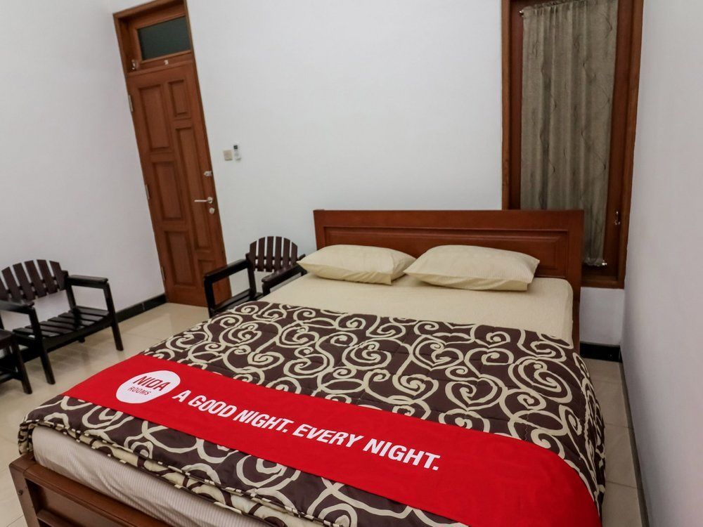 Puri Kusuma Guest House Табанан Екстер'єр фото