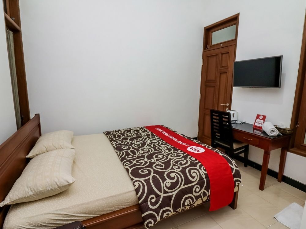 Puri Kusuma Guest House Табанан Екстер'єр фото